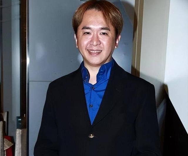 邓兆尊:三女共侍我,每人每月拿50万工资,每周还有一天休息时间