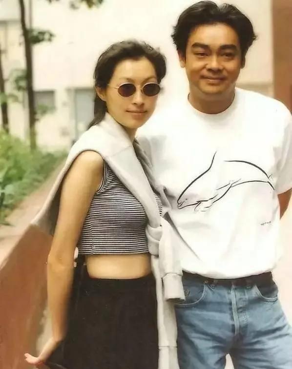 刘青云|刘青云郭蔼明结婚25年,依旧恩爱如初