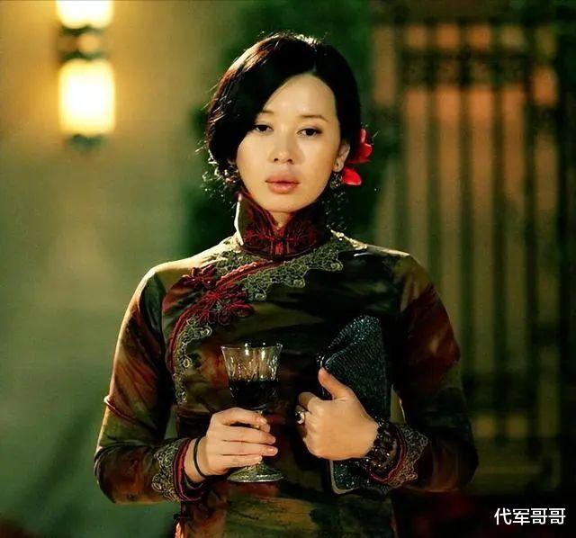 明明长得不好看，却能红得“一塌糊涂”，这5位女明星凭什么？