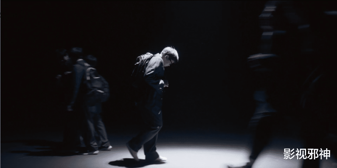 擦边女主播这次又玩脱了？