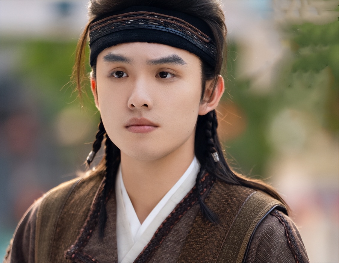 付伟伦在《大宋2》中饰演韦衙内引来不少争议,剧