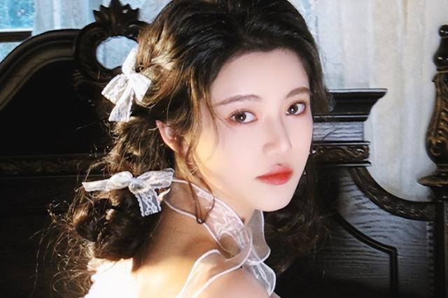 Angelababy|暂别宋雨琦后,《跑男》迎新女嘉宾,身材样貌一点不输baby与白鹿