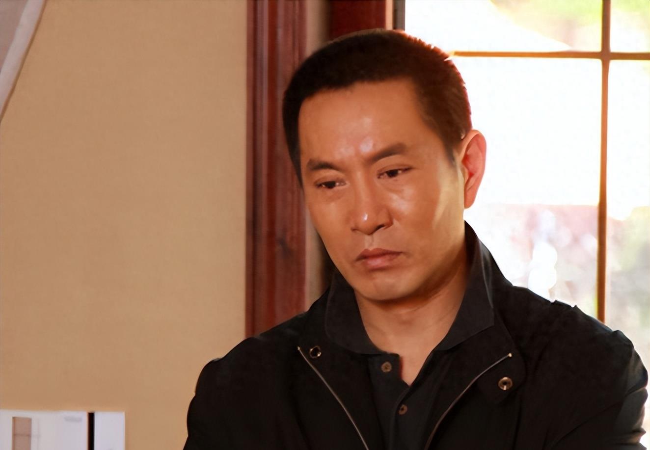 姚刚:一生无妻无子,如今53岁买千万豪宅一个人住