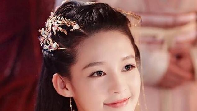 纹眉 为什么普通女生纹眉的居多？而明星却很少纹眉？看完你就知道了