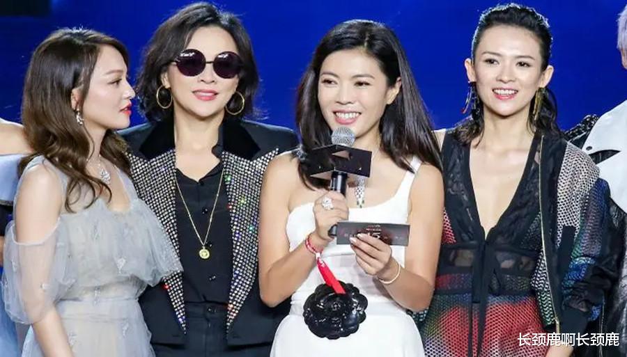 |提携李晓峰，把C位交由赵丽颖，现任时尚芭莎主编沙小荔很不一般