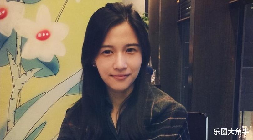 36岁papi酱近况曝光:钱有了、过气了、不买房的她,终于认怂了