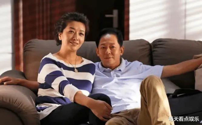 王志文、靳东都娶不到的她，最后为何会嫁给平平无奇的田小洁？