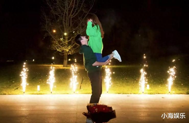 金龟子要做姥姥了!24岁女儿官宣怀孕晒B超,和男友已恋爱十年