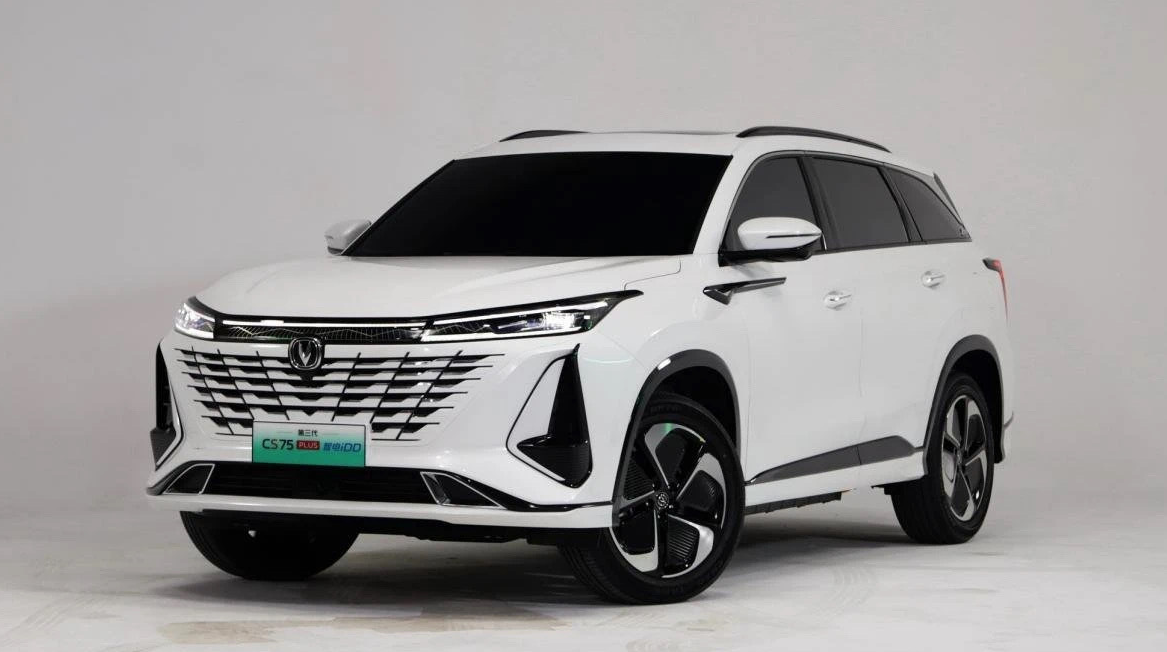 长安cs75|第三代cs75 plus 智电idd将上市:插电混动,纯电150km巡航