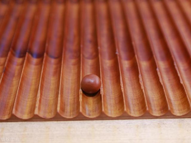 脑梗|两位脑梗患者,一人吃安宫牛黄丸,一人拨打120,最后怎么样了?