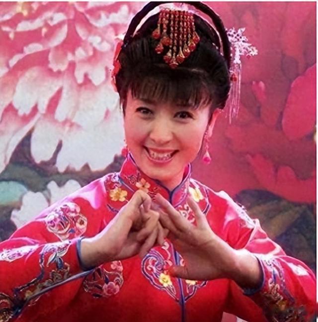 赵本山: 我拯救了一个恶毒女人的演艺生涯，她却恩将仇报踩我上位