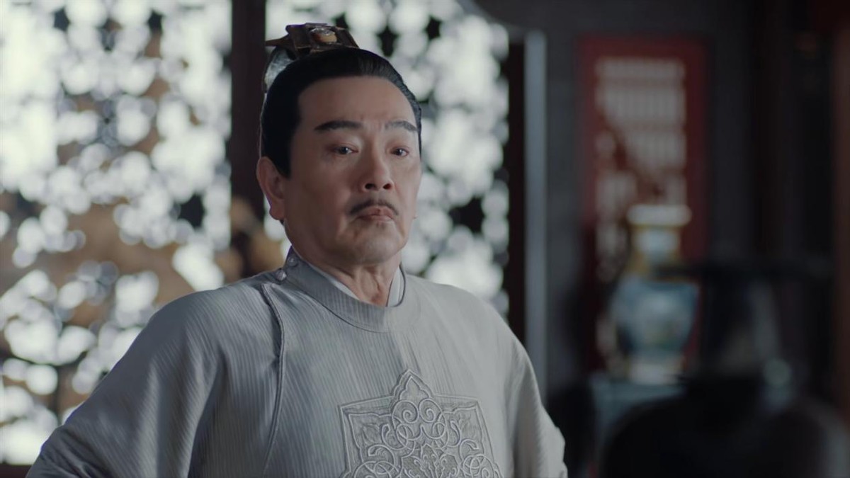 烂！48岁何润东新剧和小12岁女星演情侣，被网友嘲：当代西门大妈