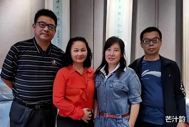 曝北海再度出面开播,诋毁亲属言行遭热议,许妈姚爸遭遇令人惆怅