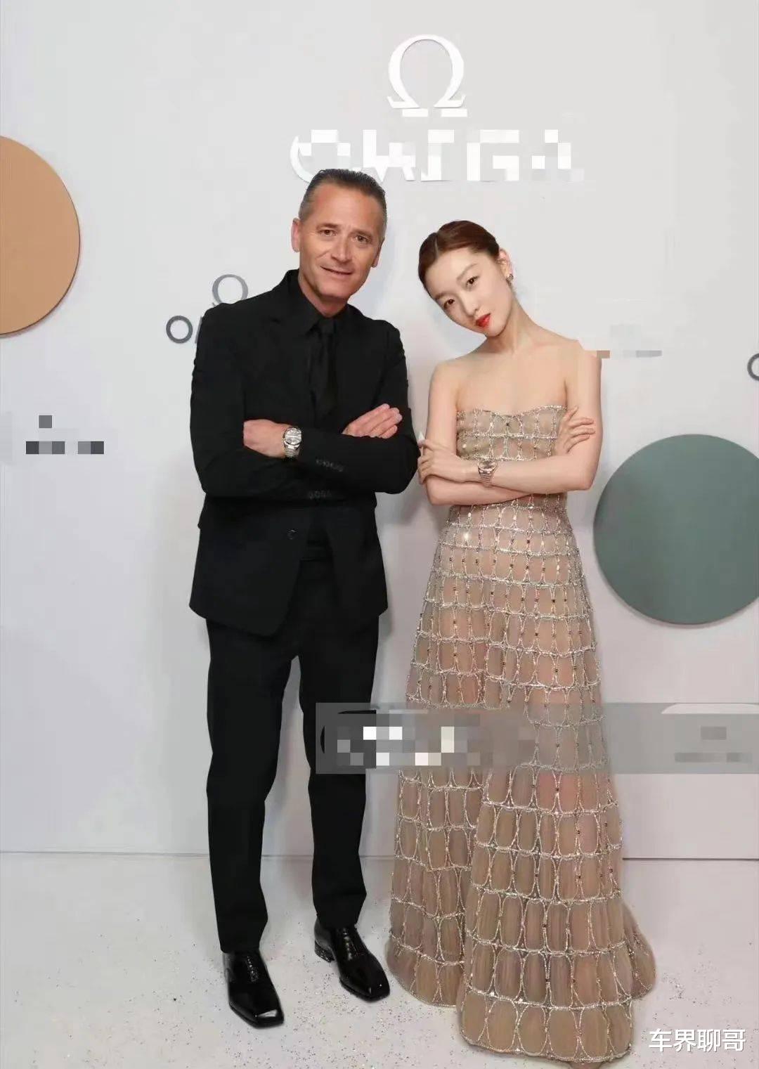 汪峰|一场顶级盛事,将平板身材玩性感的尴尬,展现得淋漓尽致