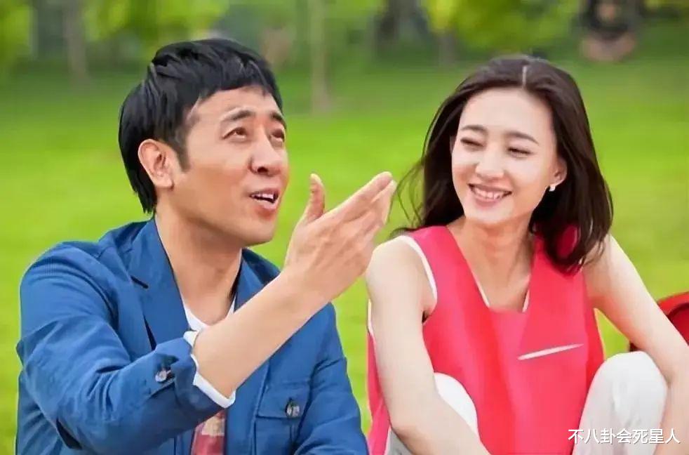 左小青|4天5个“桃色瓜”，专挑外国女伴，陪富婆，超10位明星躺枪