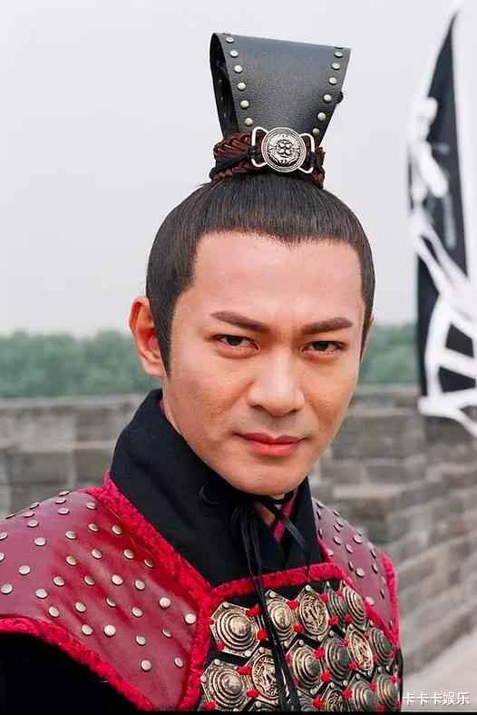 六位香港艺人落魄转行,卖保险,卖鱼蛋,最佳女配成了按摩技师!