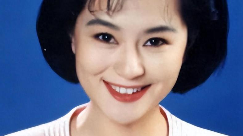 央视主持人鞠萍：再嫁也能幸福，但儿子的婚姻成了最大的心事