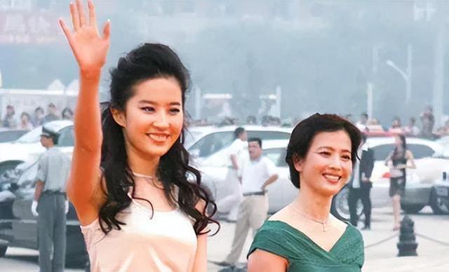 刘亦菲|为什么刘亦菲是美国国籍?