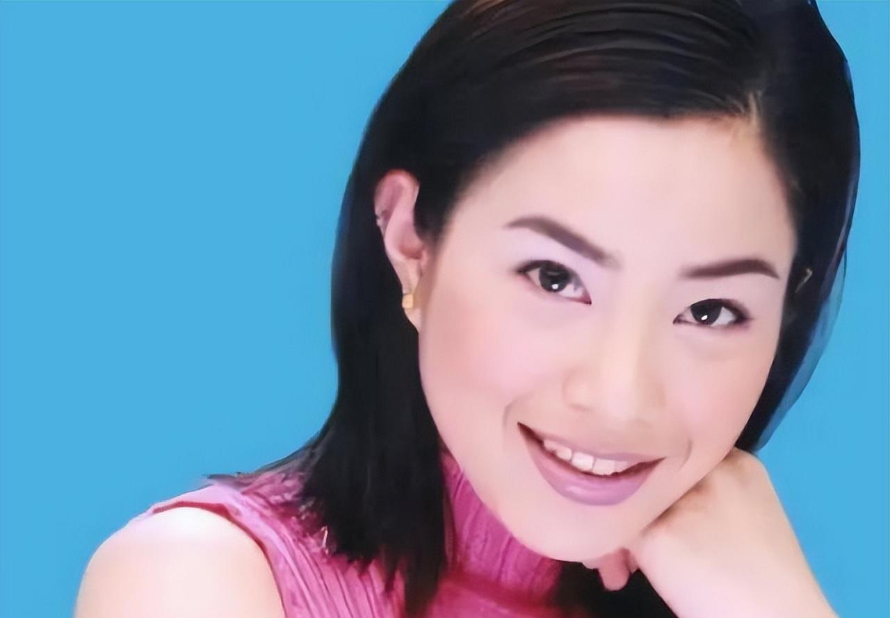 45岁徐怀钰首谈婚姻,从小和继父生活,感叹:一点都不想怀孕生子!