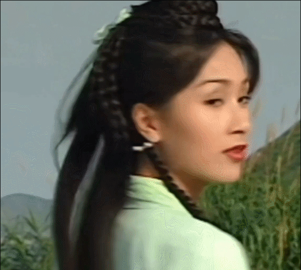 赵露思 同样是演侠女，以前的女演员造型又美又飒，现在的高马尾们脸红吗