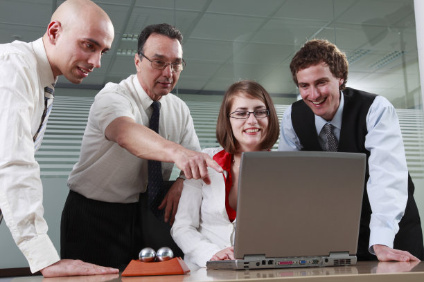 |涉及法律问题时的职场应对策略