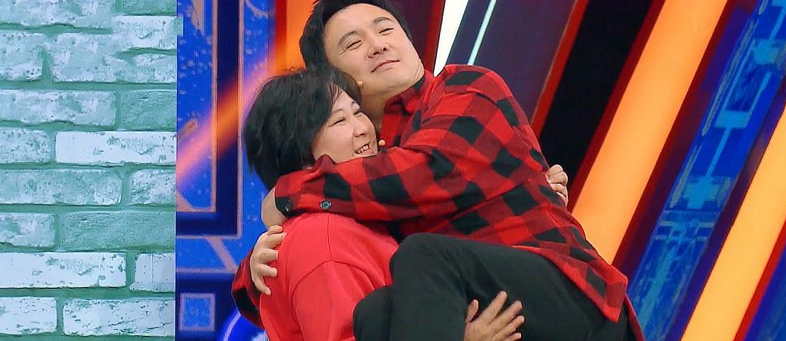 |王牌对王牌8:贾玲姐真的要走了吗?留下腾哥独自耍牌,网友:别走啊