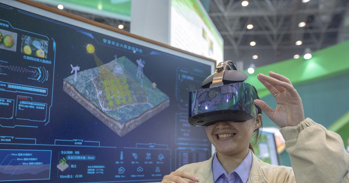 胡鑫宇|马云离开日本，会见一个大人物！