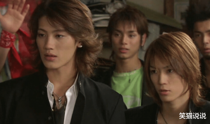 赤西仁与黑木明纱官宣离婚：结束11年婚约，已将洛杉矶房子售出