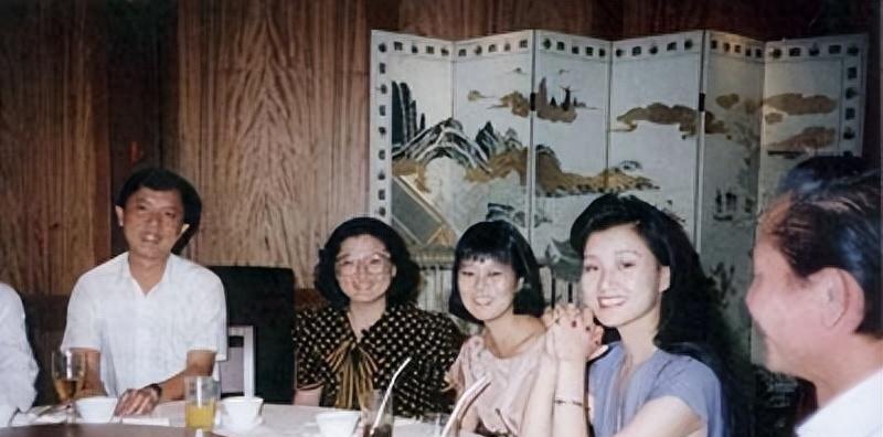 连续24年登上春晚,成龙不敢“触碰”的女人,宋祖英到底什么背景