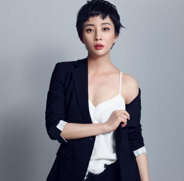 殷桃：45岁了还单身，我妈说我出家得了