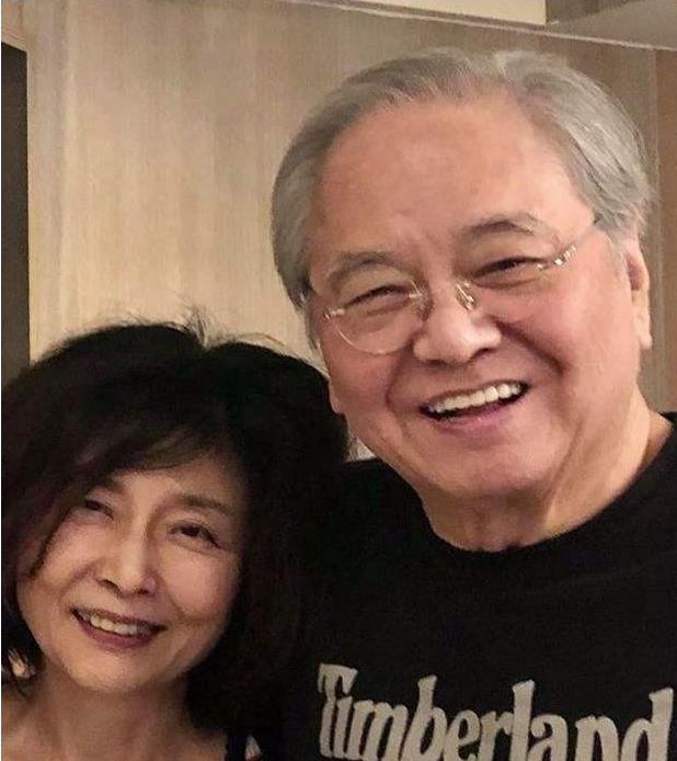 65岁天后至今未嫁,无性无爱,与青灯古佛相伴,被母亲毁掉一生