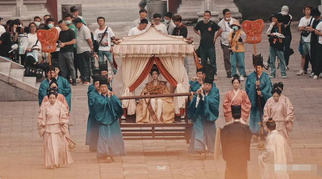 宁安如梦|5月《宁安如梦》与《长相思》对打,白鹿杨紫一对三男,哪部能胜