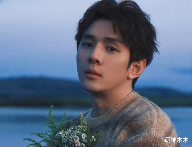 李佳琦小助理付鹏近况曝光，停更账号回归生活，懂了为何分道扬镳