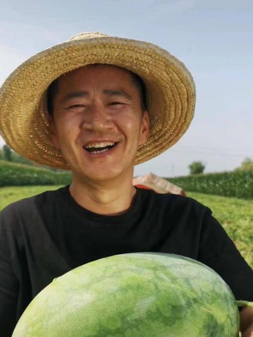 曾经是明星，如今卖炒粉、捡破烂，这4位落魄明星，各有辛酸苦楚