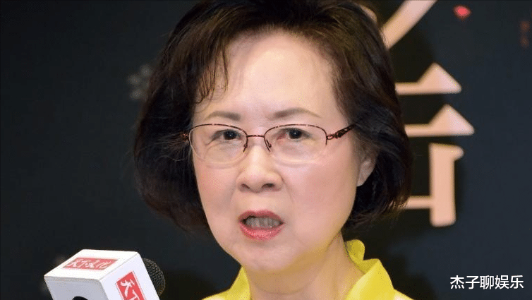 台湾|爱上大龄老师,后又二婚当小三,琼瑶:我只要爱情