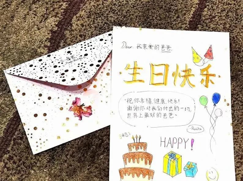 赵文卓参加女儿毕业典礼,女儿一个背包18万,学费高达1500万!