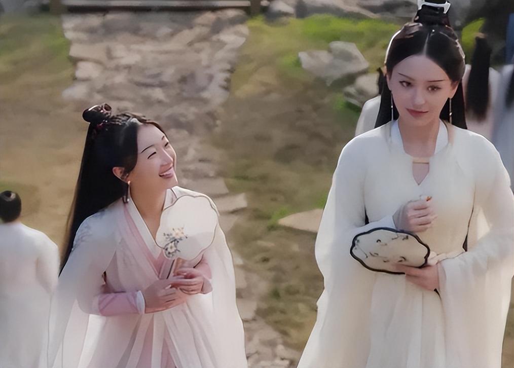 金鸡一夜,娱乐圈的“世态炎凉”在周冬雨身上展现得淋漓尽致!