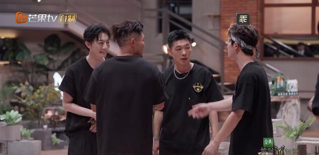 《披哥3》:2次截胡林志颖,3次对兄弟说“不”,陈楚生“变了”