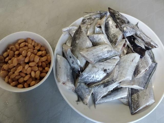 黄豆|未来一个月，除了备药戴口罩，5样食物多囤点，为过年做准备