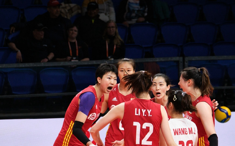 张常宁|张常宁化身讲师,新的职业诞生,再次讲解女排精神