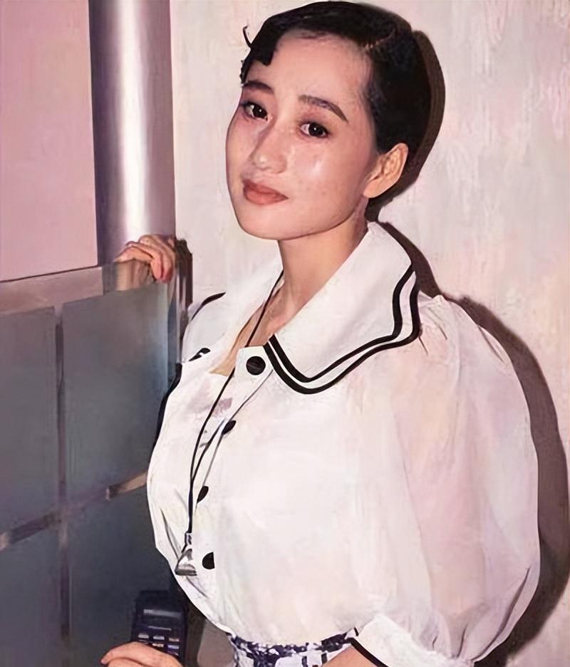 利智:嫁给李连杰才是心碎的开始,婆婆张凤兰至死都没有原谅她