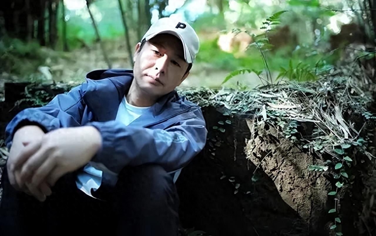 从爆红到“打回原形”，张颂文只用八个月，终是步了张小斐的后尘