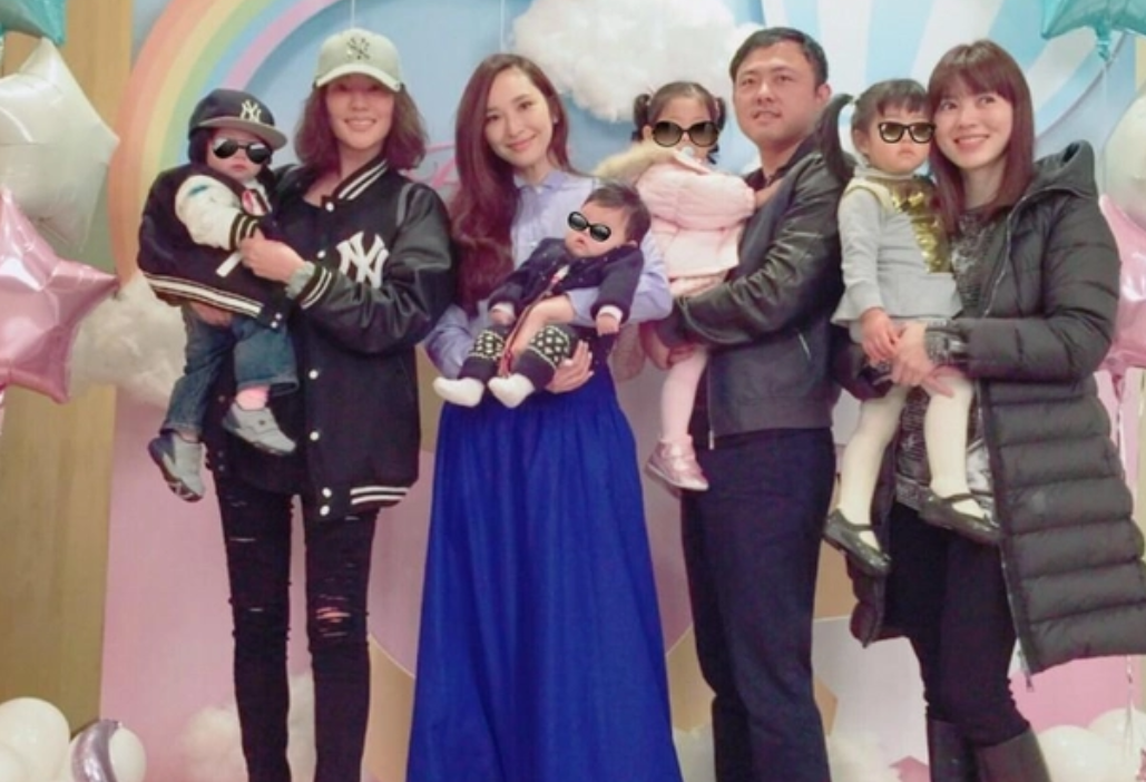 虽然实现了两儿两女的人生双全,可是到现在为止,婆家依旧没有松口