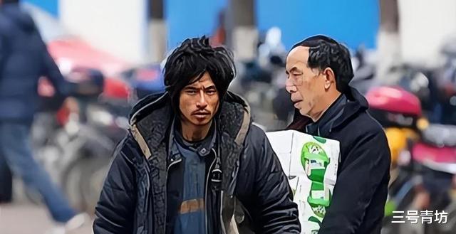 3年前,那个一夜爆红的乞丐“犀利哥”,为何如今看不到了?