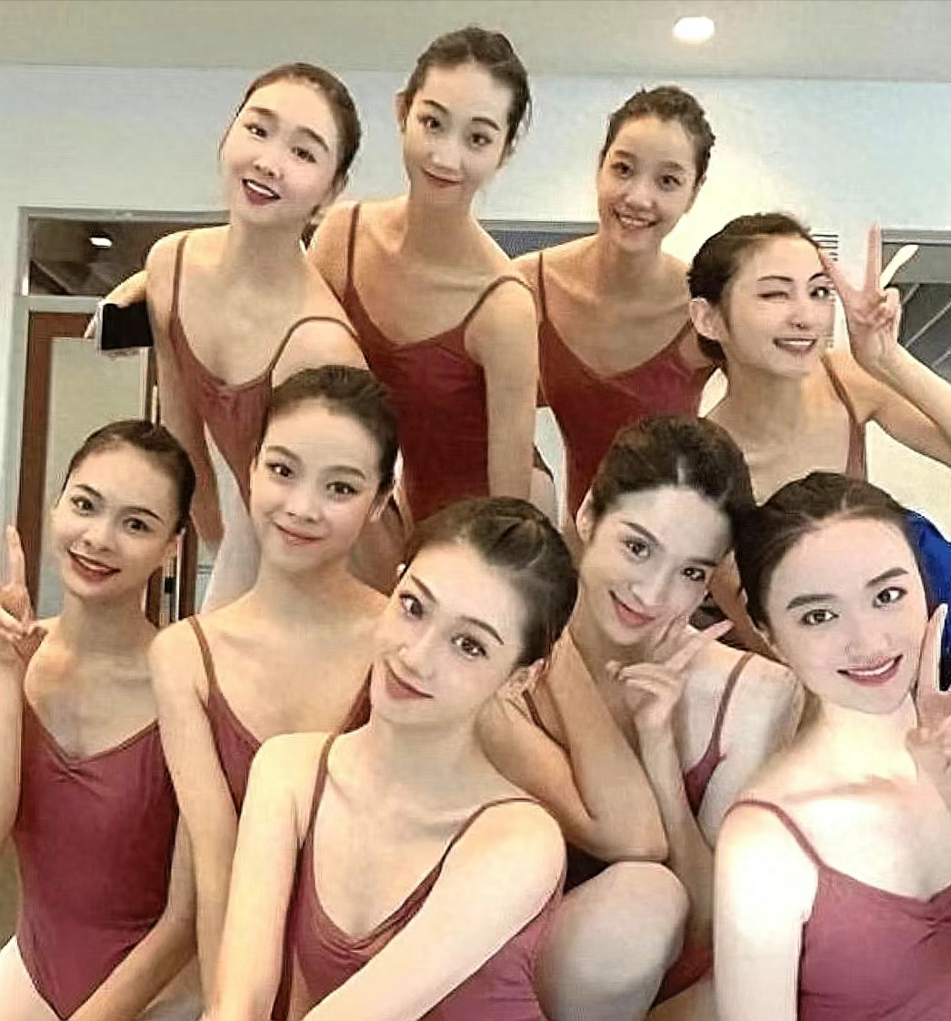 盘点许家印后宫，揭秘恒大歌舞团真相，她是许家印都得不到的女人