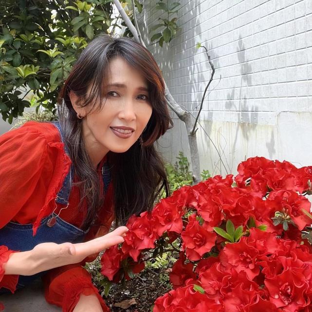 工藤静香|日媒曝木村拓哉工藤静香4月离婚，原因系女儿已独立，女方从容回应！