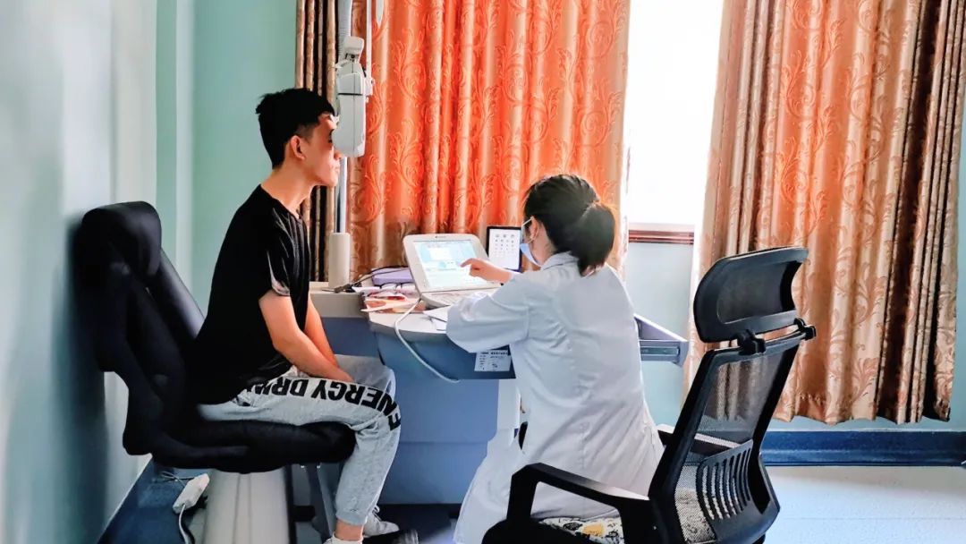 近视手术做还是不做?你的顾虑可能都不是问题!