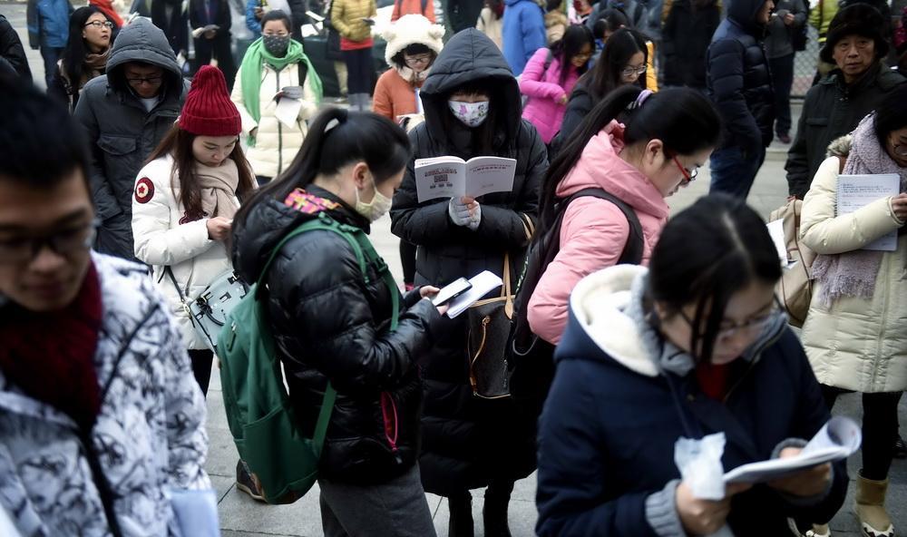 大学生|“三无”家庭的学生为何不建议考公?答案被揭开,很现实!