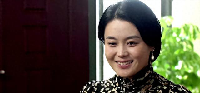 关婷娜：和赵本山绯闻不断，40岁仍单身，郭德纲：有心胸