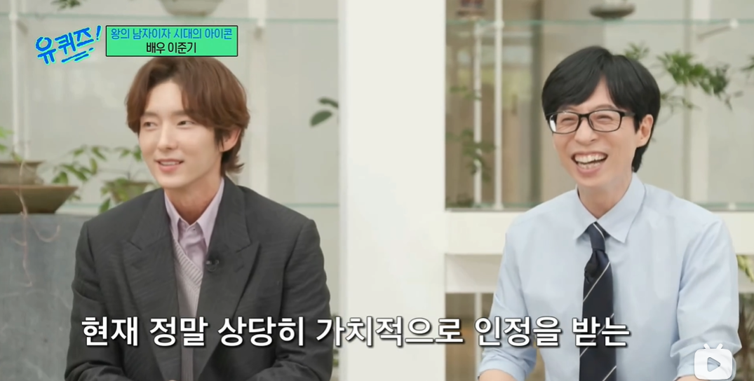 自律到7年不吃碳水，41岁的他居然长这样……